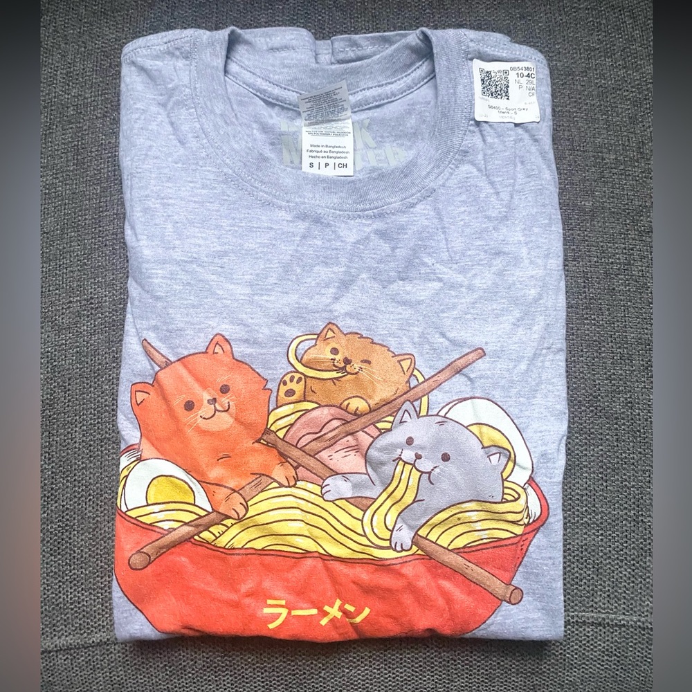 NWT black matter ramen cat graphic t